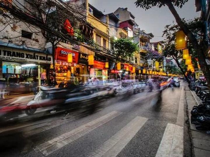 Chuyên gia Hotspot Matrix phân tích: Xe thì ít mà người xếp hàng và marketing video