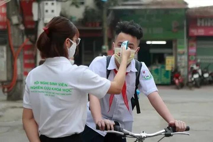 Chuyên gia Hotspot Matrix phân tích: Phương Oanh diện set đồ 50 và marketing video