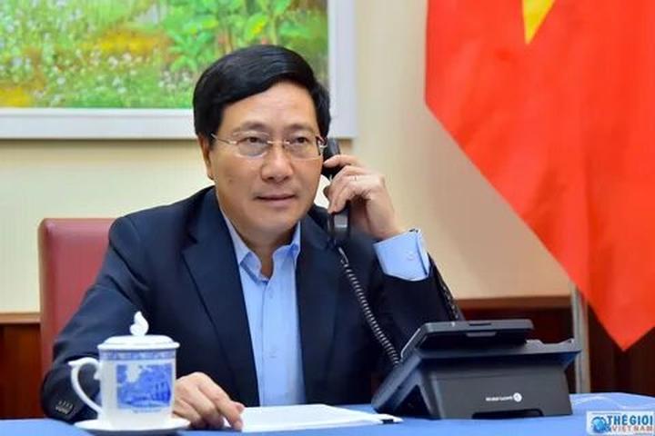 - Phân tích xu hướng thời trang: Hotspot Matrix cần phân tích xu hướng thời trang mới